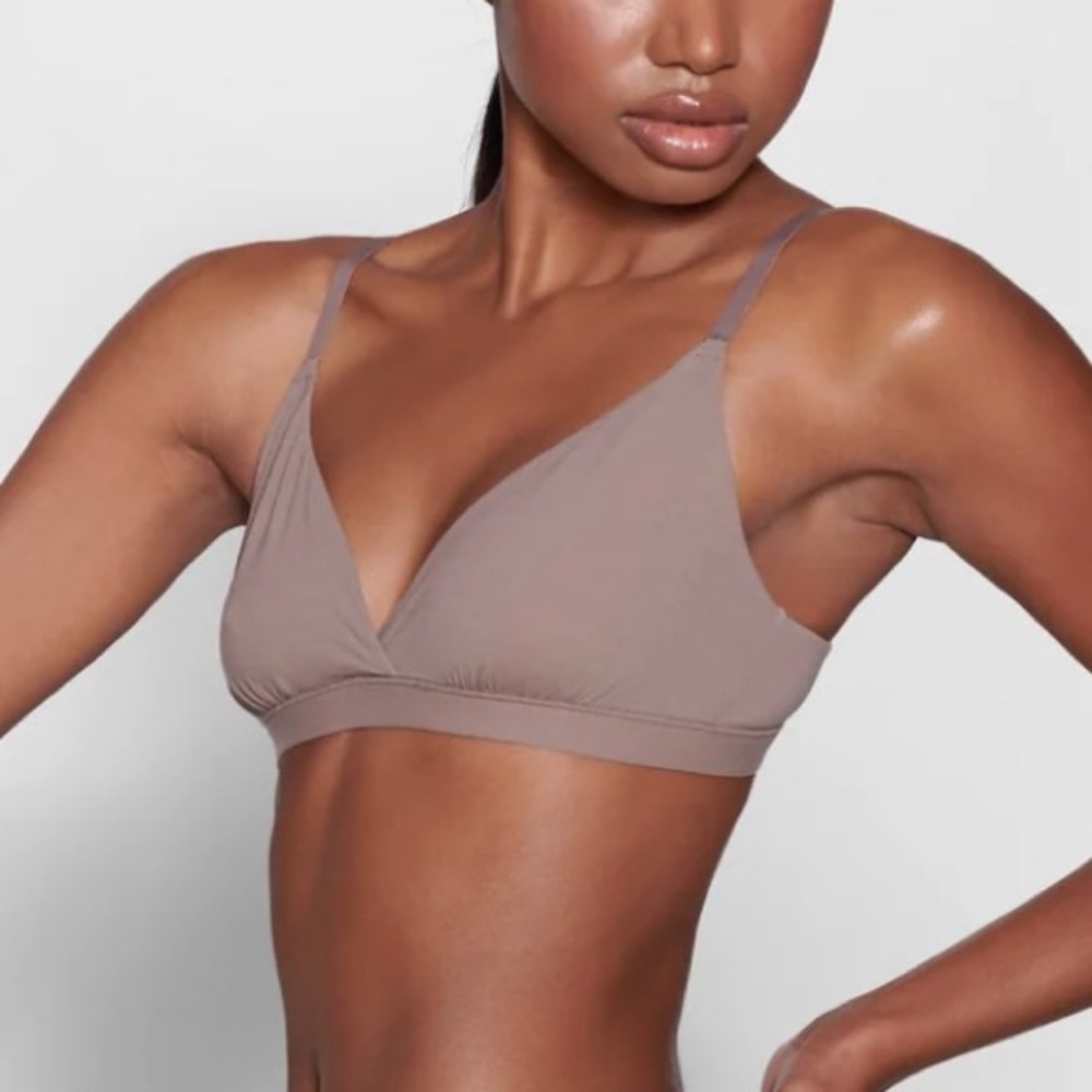 SKIMS L Umber Fits Everybody Crossover Bralette